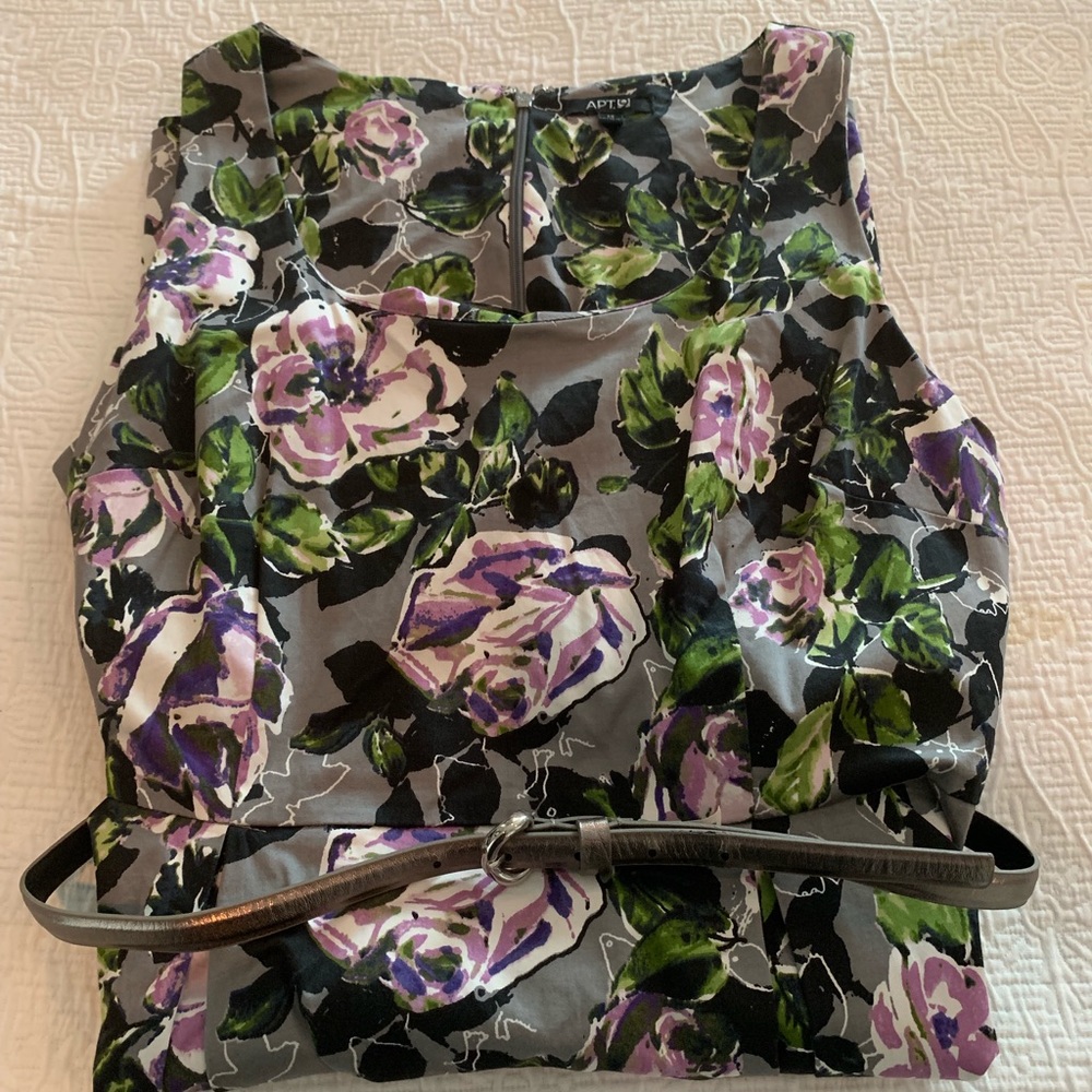 Sleeveless floral dress.